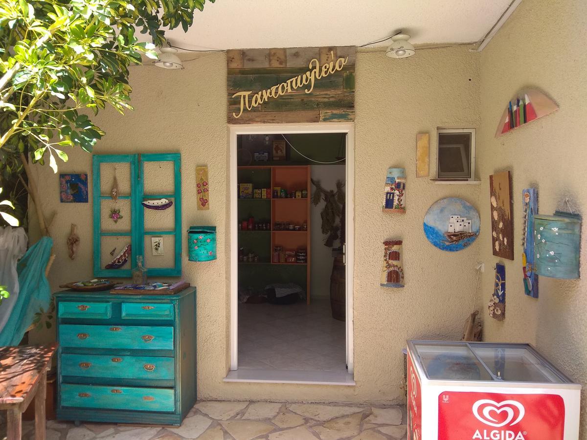 Koroni Village Luaran gambar